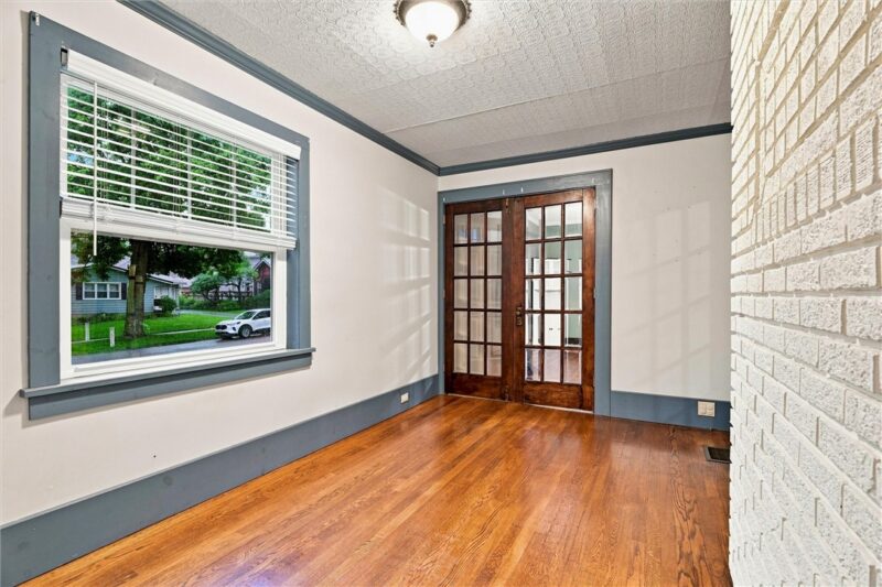 69 Chambers Ave — photo 6