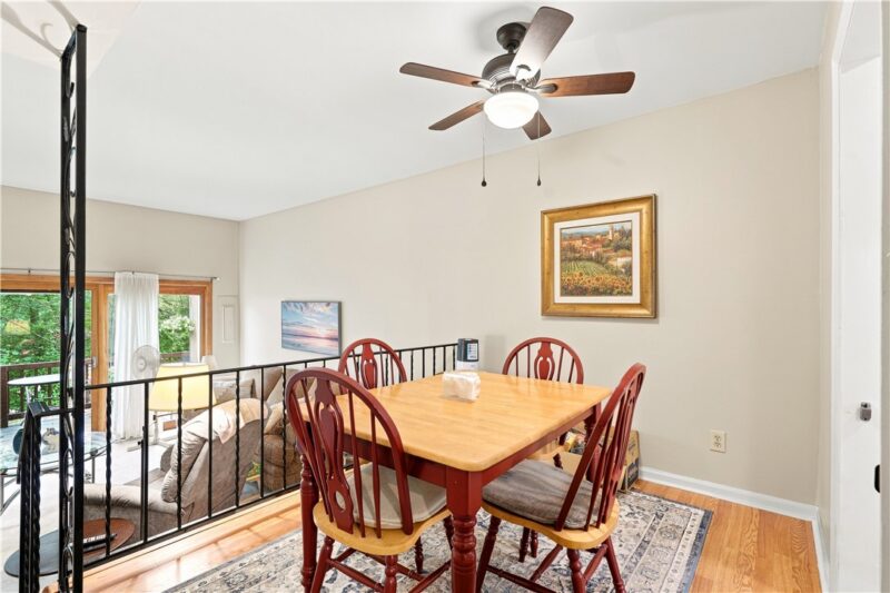 244 Colony Ct — photo 6