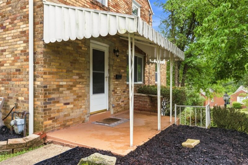 106 Marshall Dr — photo 3