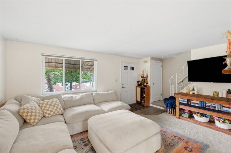 106 Marshall Dr — photo 8