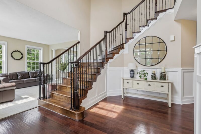 406 Magnolia COURT — photo 3