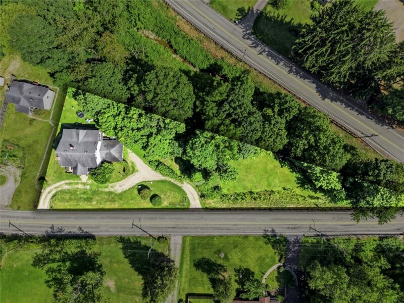 816 Indiana Rd — photo 2