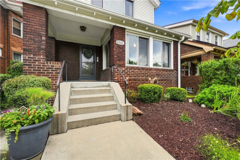 6341 Burchfield Ave — photo 2
