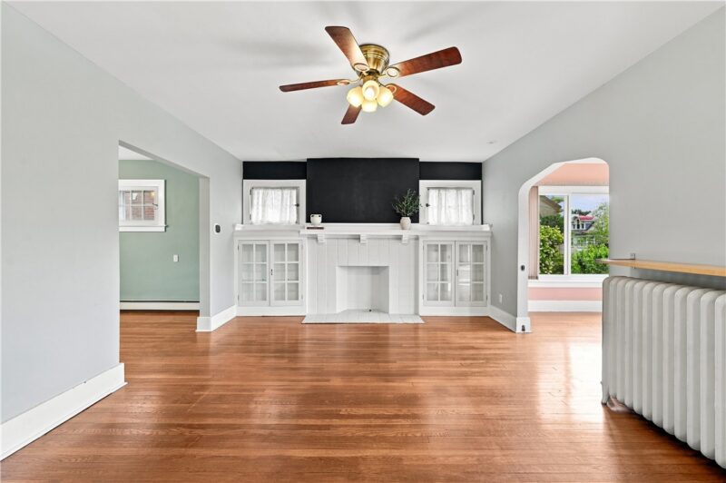 6341 Burchfield Ave — photo 6