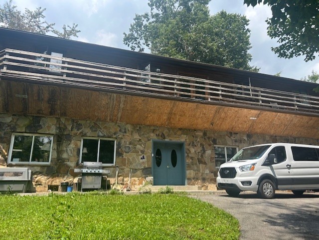 426 BLACK WALNUT LANE — photo 5