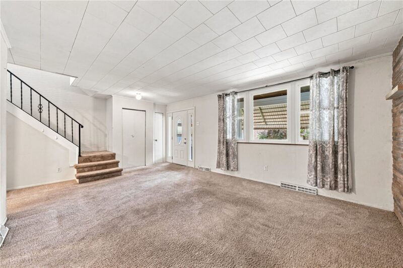 402 Franklin Ave — photo 6