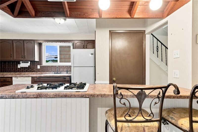 402 Franklin Ave — photo 8