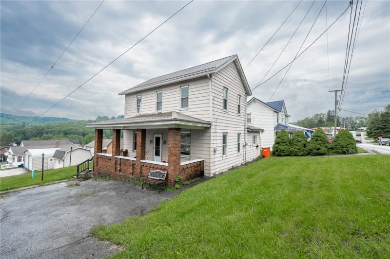2300 Lovell Ave — photo 3