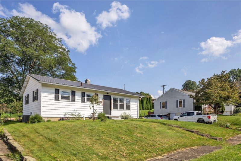 114 Winfield Dr lot 128 — photo 2