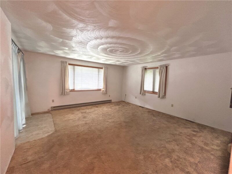 174 Douglas St — photo 7