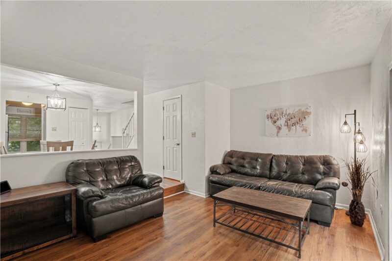 127 Spruce Ct — photo 6