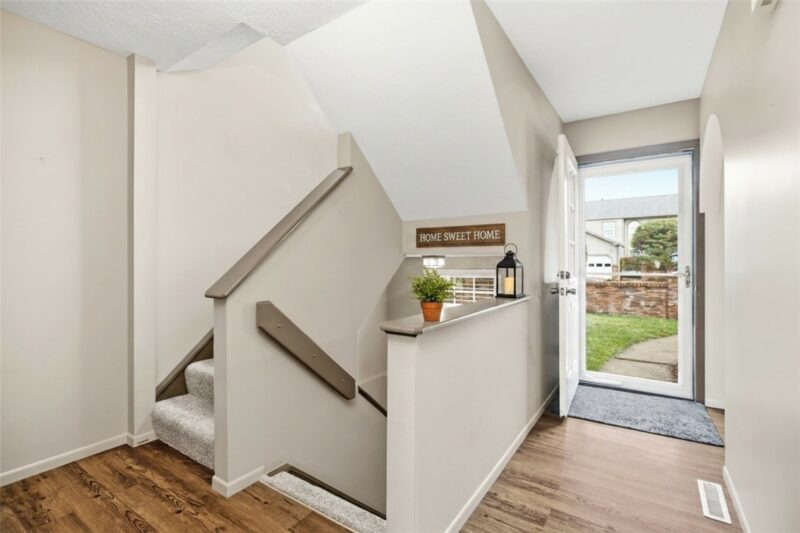 1112 Concord Drive — photo 2