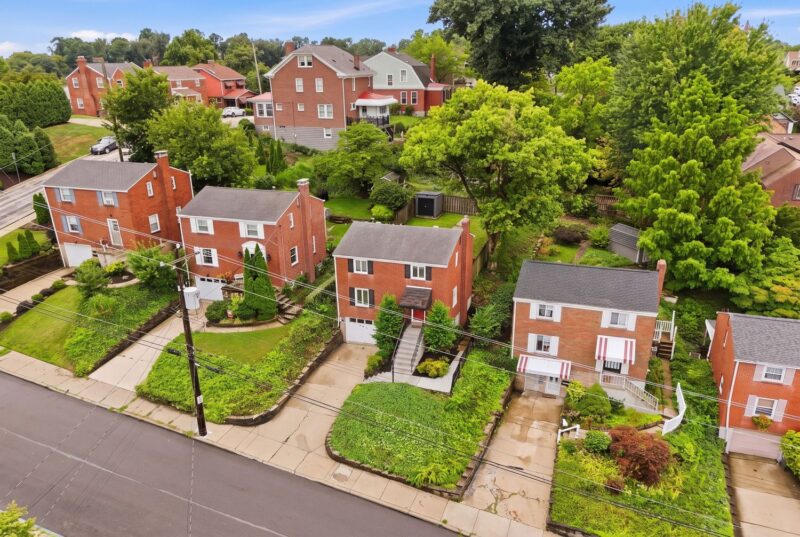 1011 Biltmore AVENUE — photo 3
