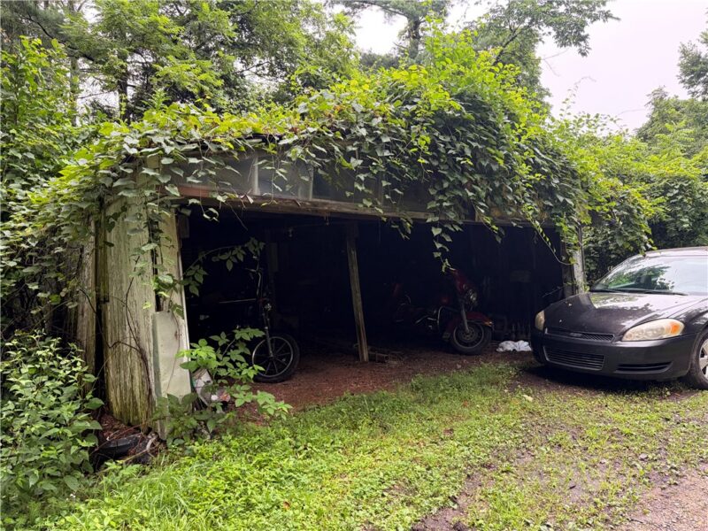 7 Wheatley — photo 3