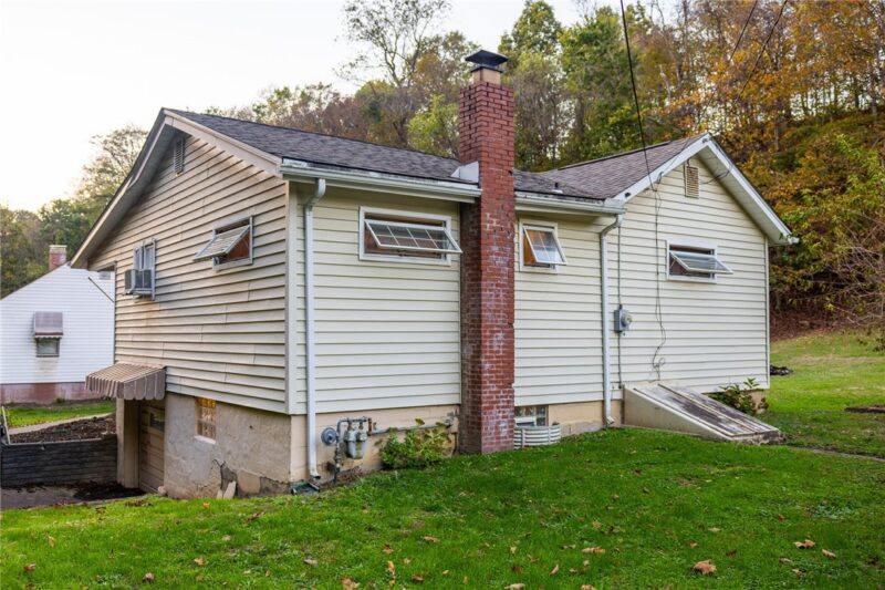 181 Firden Ln — photo 2