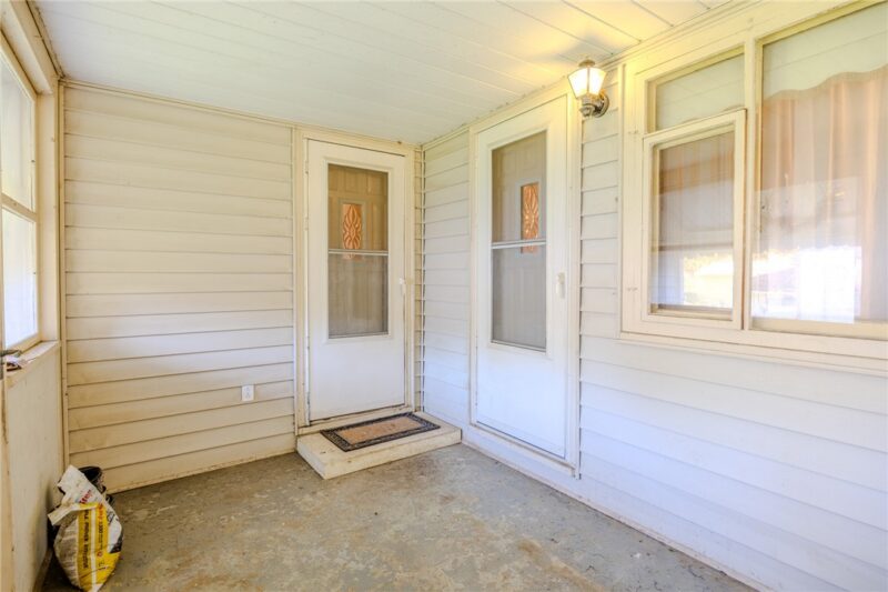 181 Firden Ln — photo 3