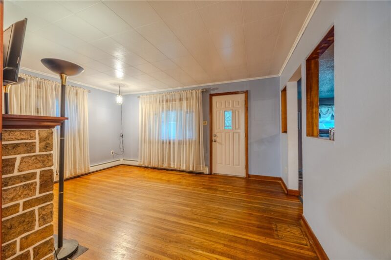 181 Firden Ln — photo 6