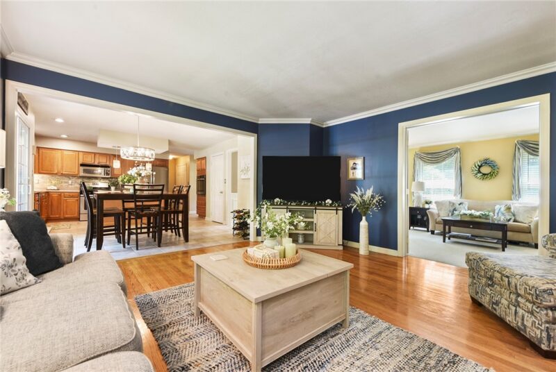 2489 Willow Oak Dr — photo 8