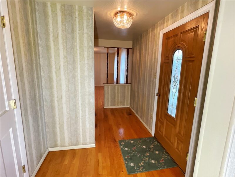 435 FRUITWOOD DRIVE — photo 2
