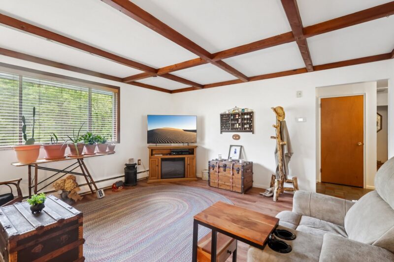 233 Stoup Road — photo 8