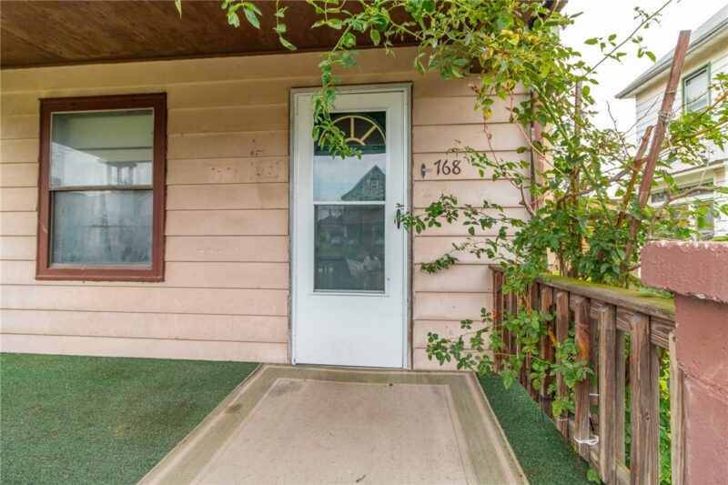 768 Baldwin Ave — photo 3