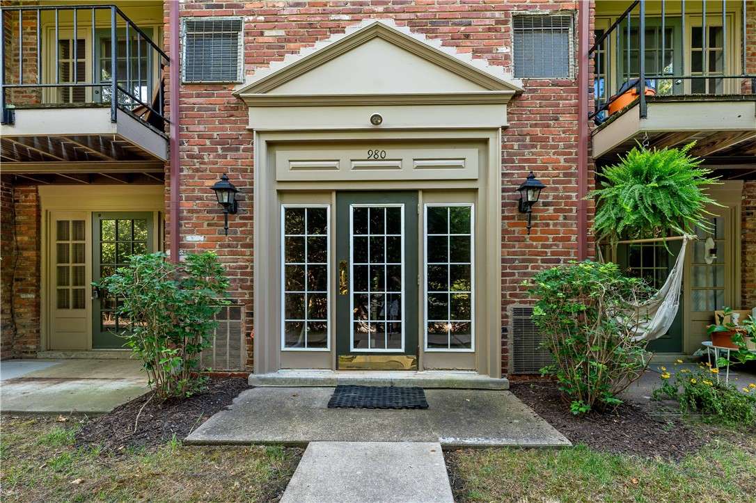 980 Chatham Park Dr K — photo 1
