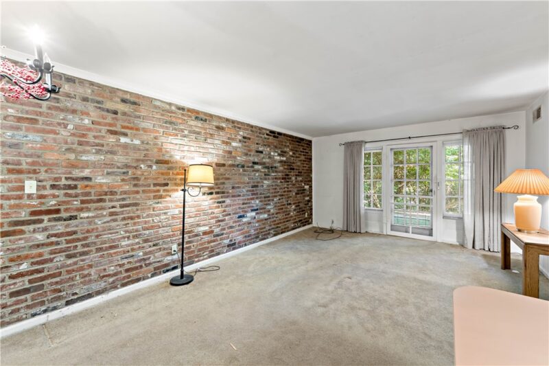 980 Chatham Park Dr K — photo 3