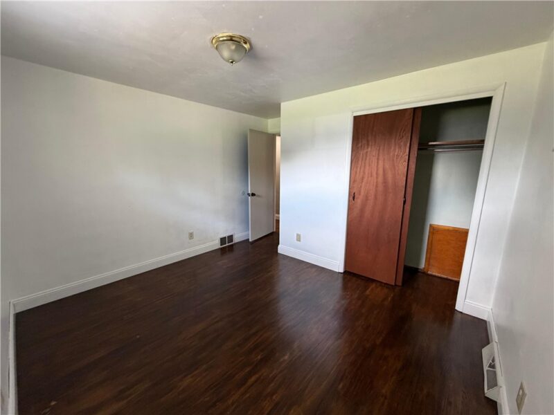 133 Harbison Rd — photo 4