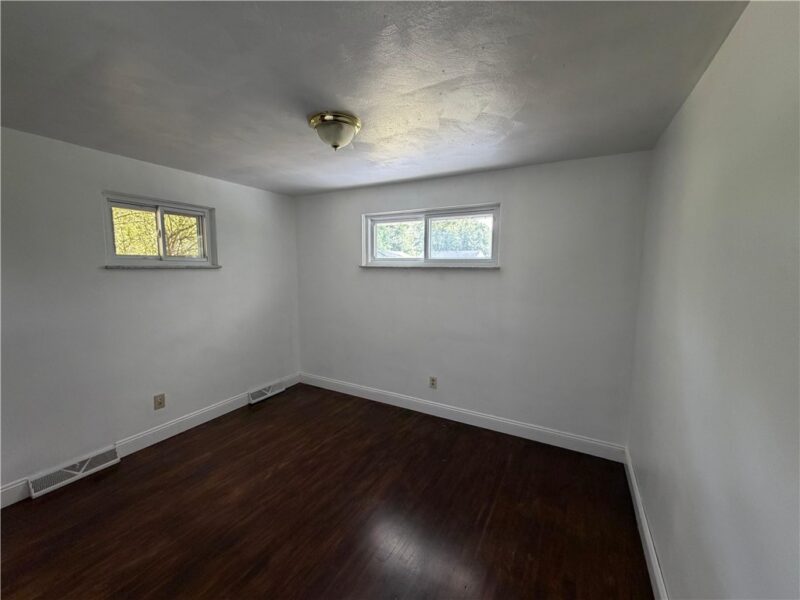 133 Harbison Rd — photo 6