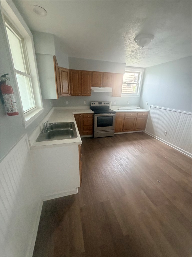 1812 Grandview Ave — photo 2