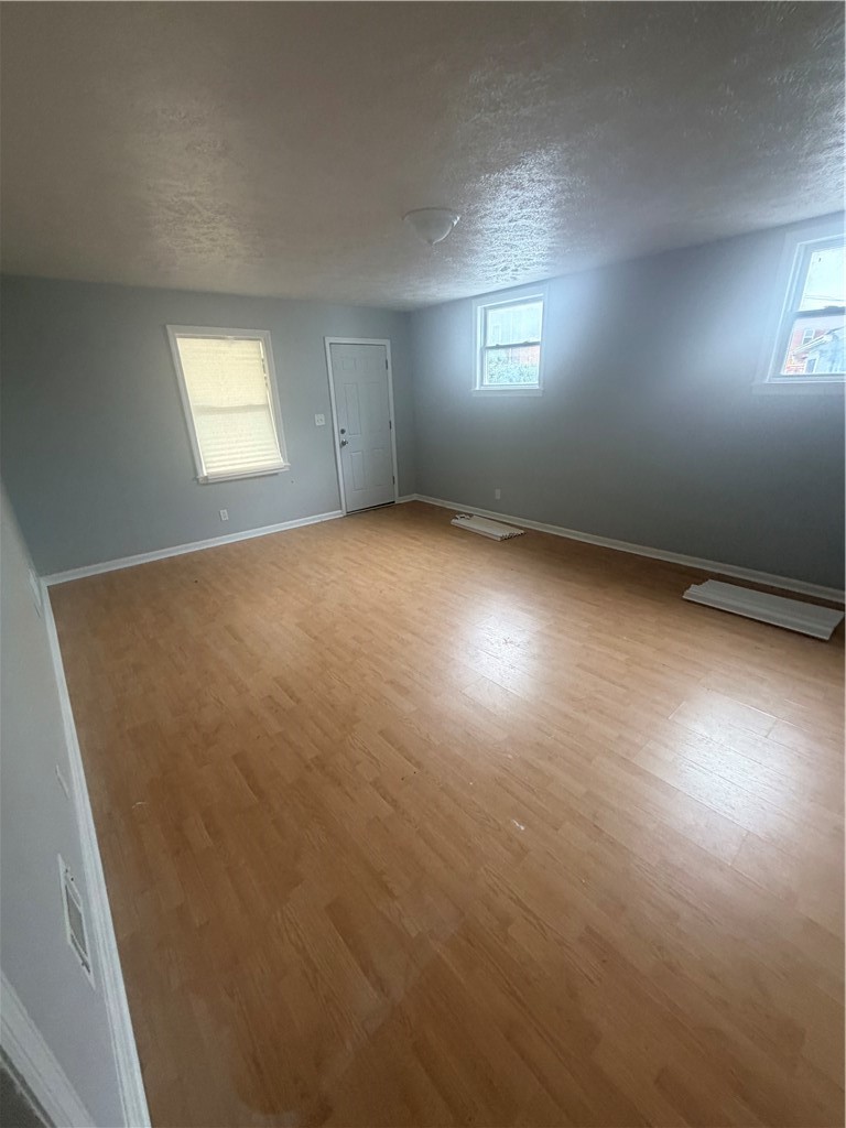 1812 Grandview Ave — photo 3