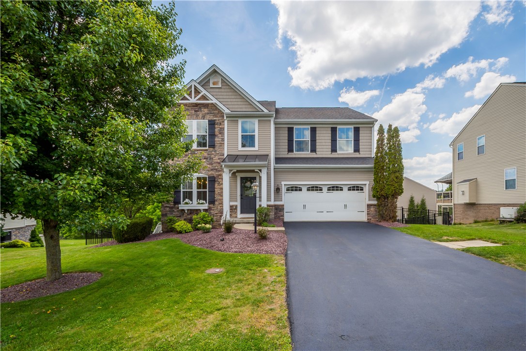 2087 Majestic Dr — photo 1