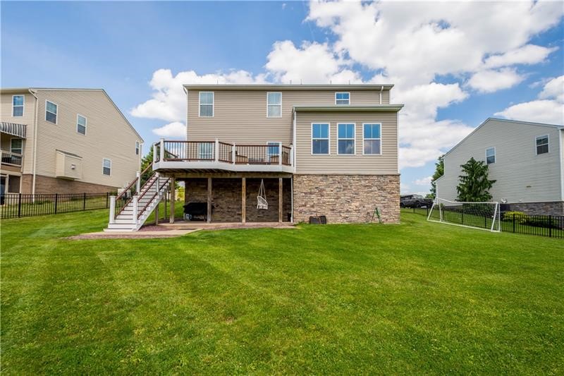 2087 Majestic Dr — photo 2