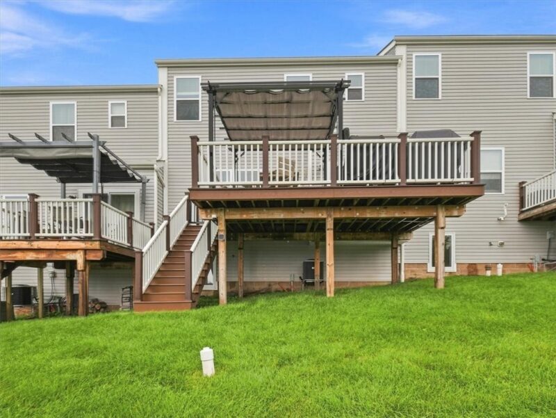 2503 Canterbury Dr — photo 3