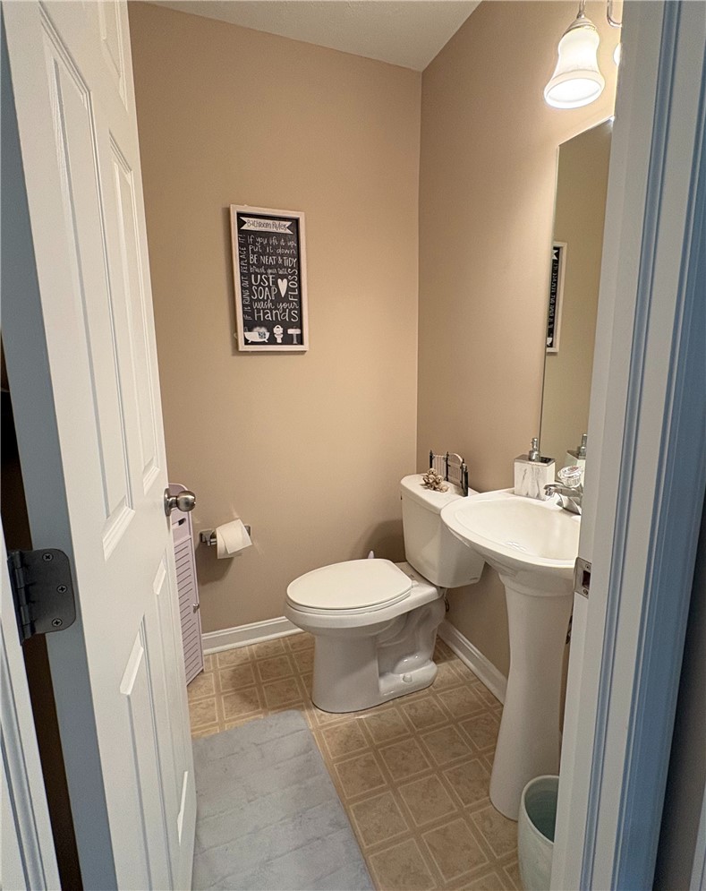 605 Berrington — photo 7