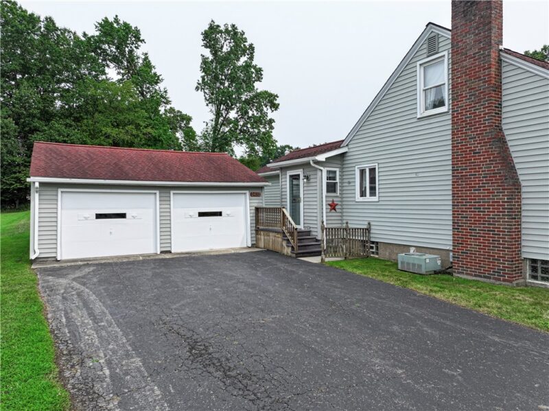 2433 Ridgewood Ct — photo 4