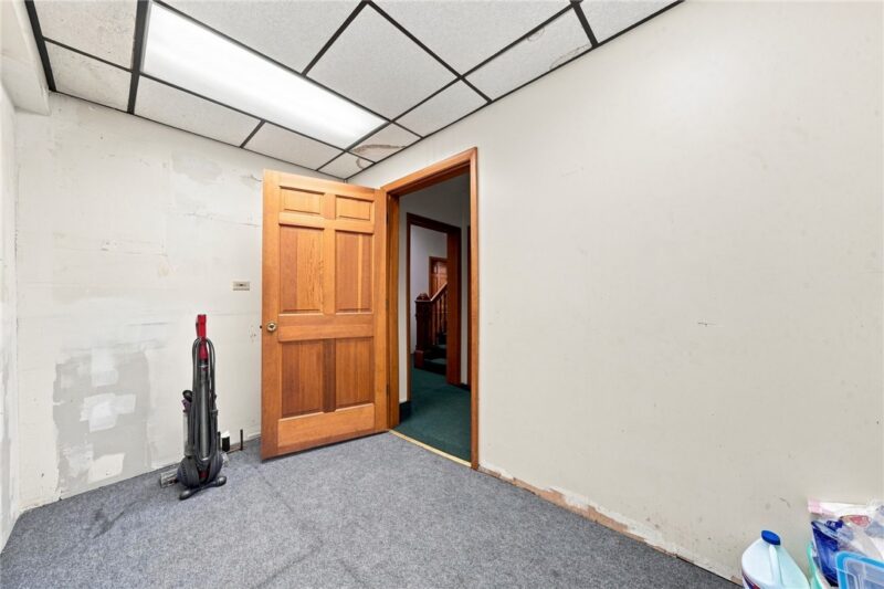 521 West Newton Street — photo 3