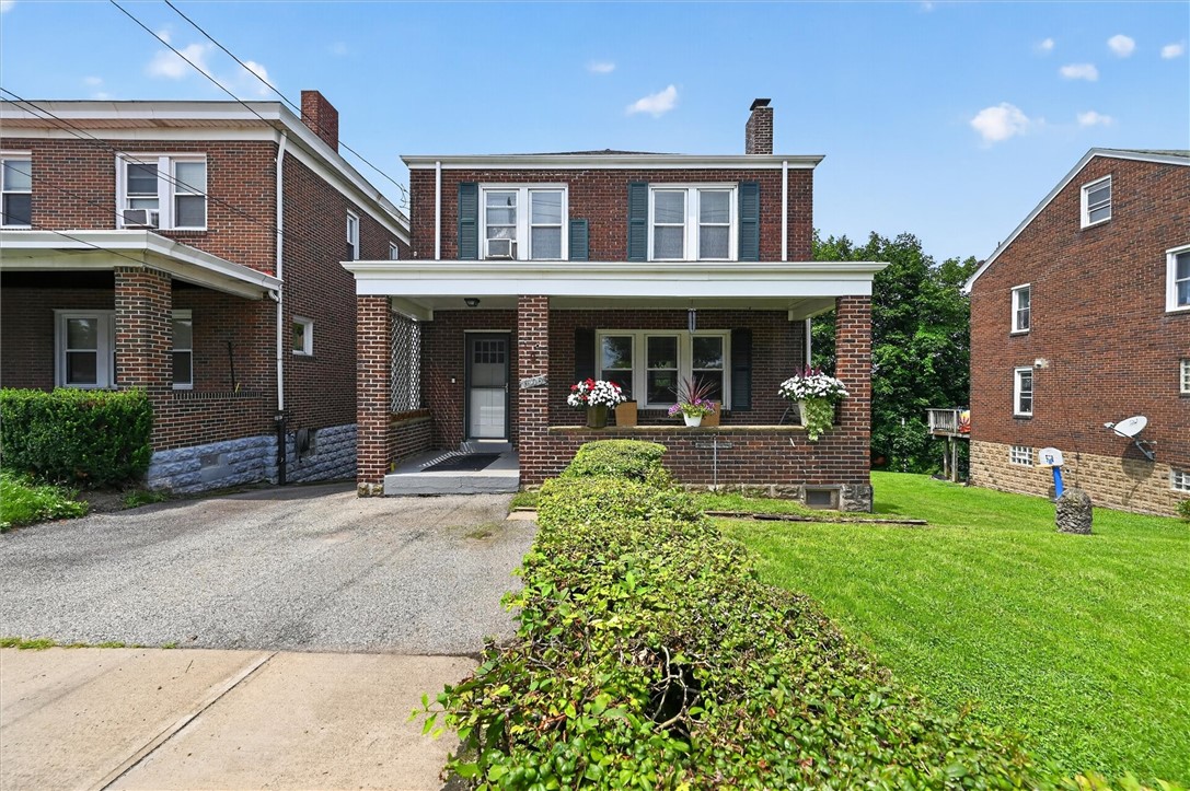 1806 Pioneer Avenue — photo 1
