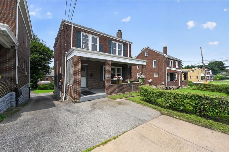 1806 Pioneer Avenue — photo 2