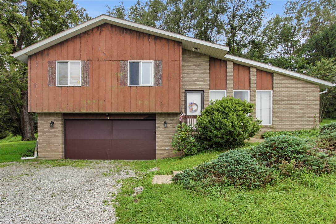 1025 Willowbrook Road — photo 1