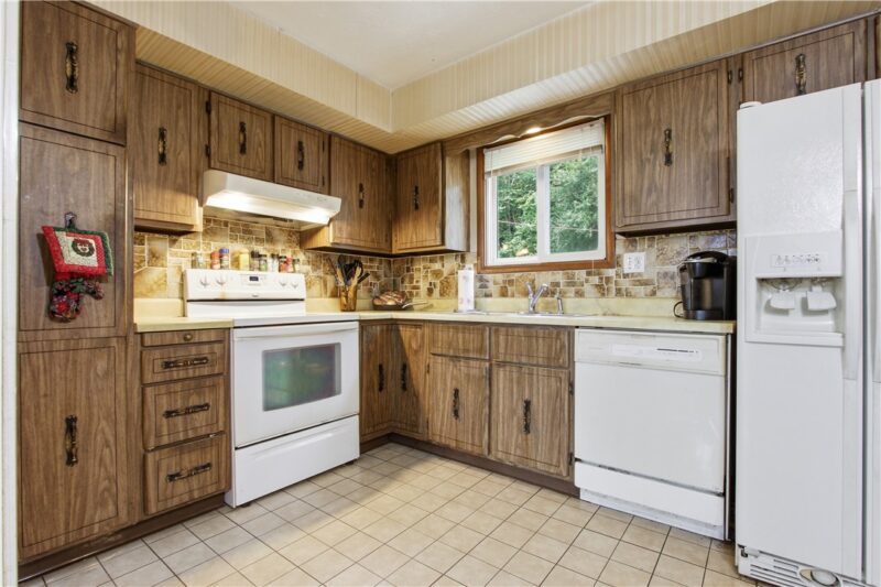 1025 Willowbrook Road — photo 7