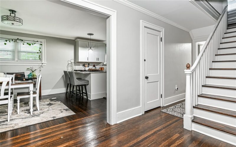 1204 Broadview Blvd — photo 6