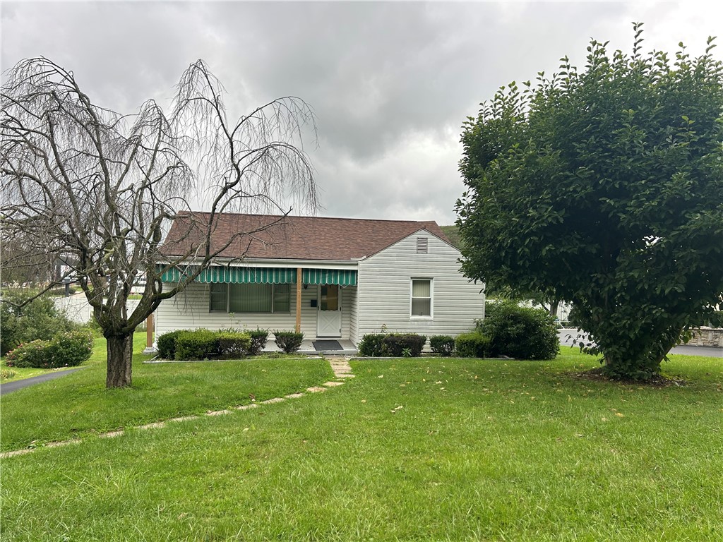 423 Arona Rd — photo 1