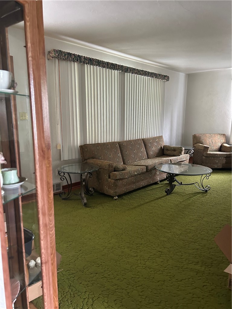 423 Arona Rd — photo 5