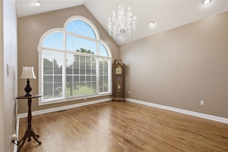 1002 Kings Ct — photo 6