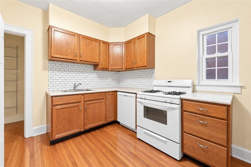 40 Sceneridge Ave — photo 8