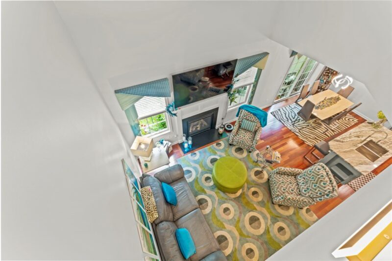 1320 Maplewood Cir — photo 5