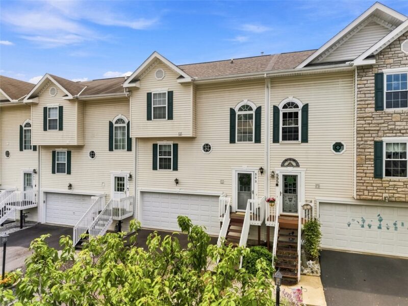 553 Ten Point Ln — photo 2