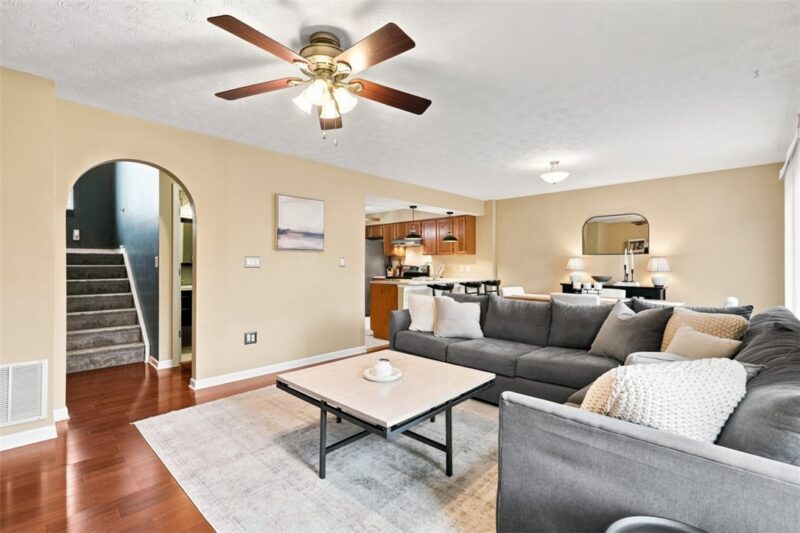 553 Ten Point Ln — photo 6