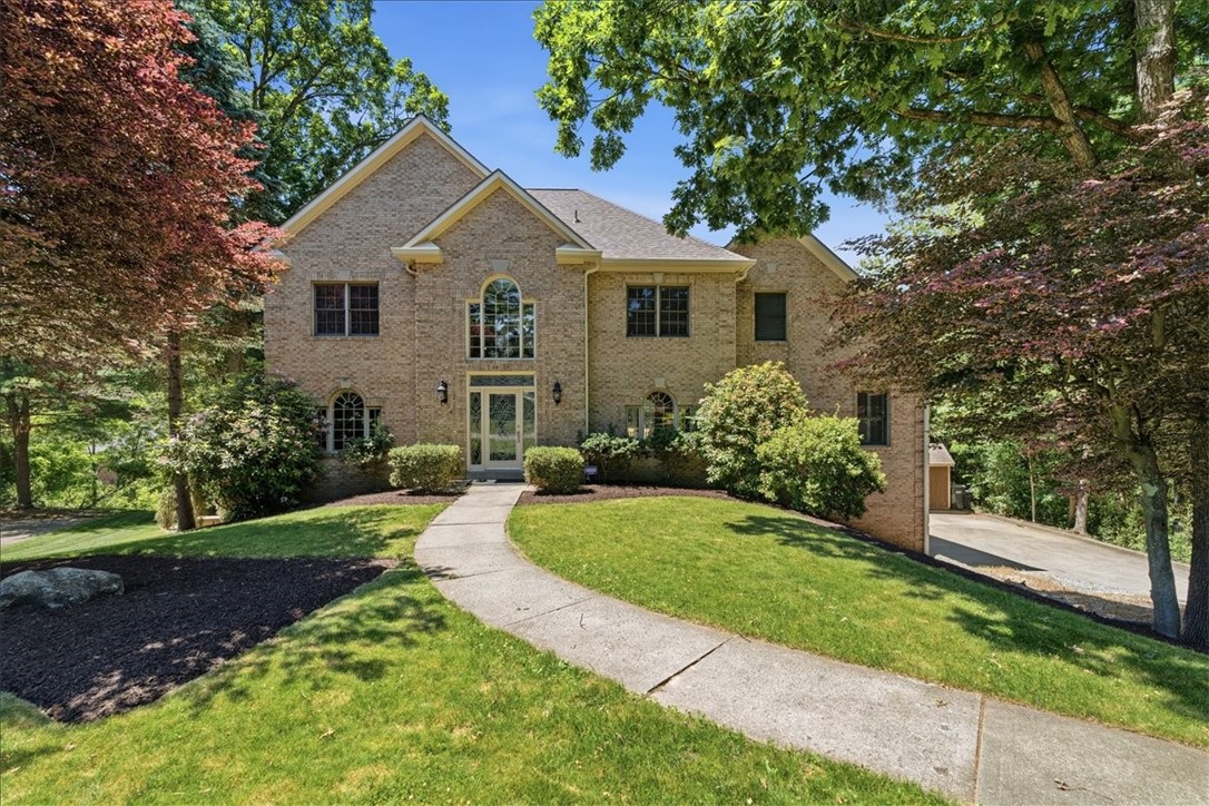 267 Seasons Dr — photo 1